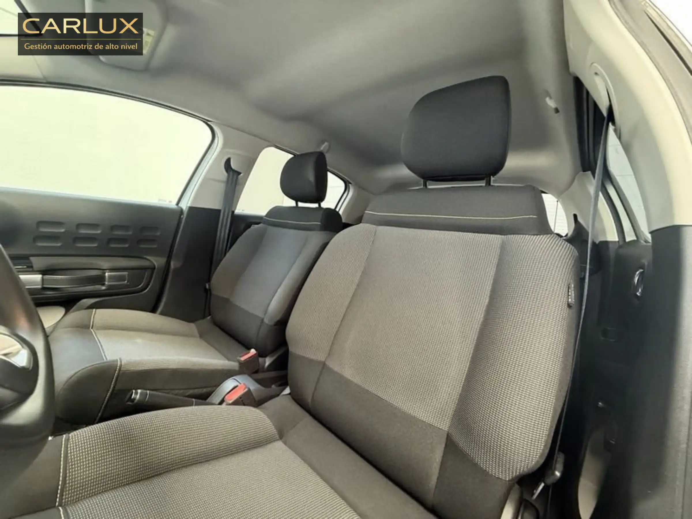 Citroën  C3 1.2 PureTech  - Miniatura 8