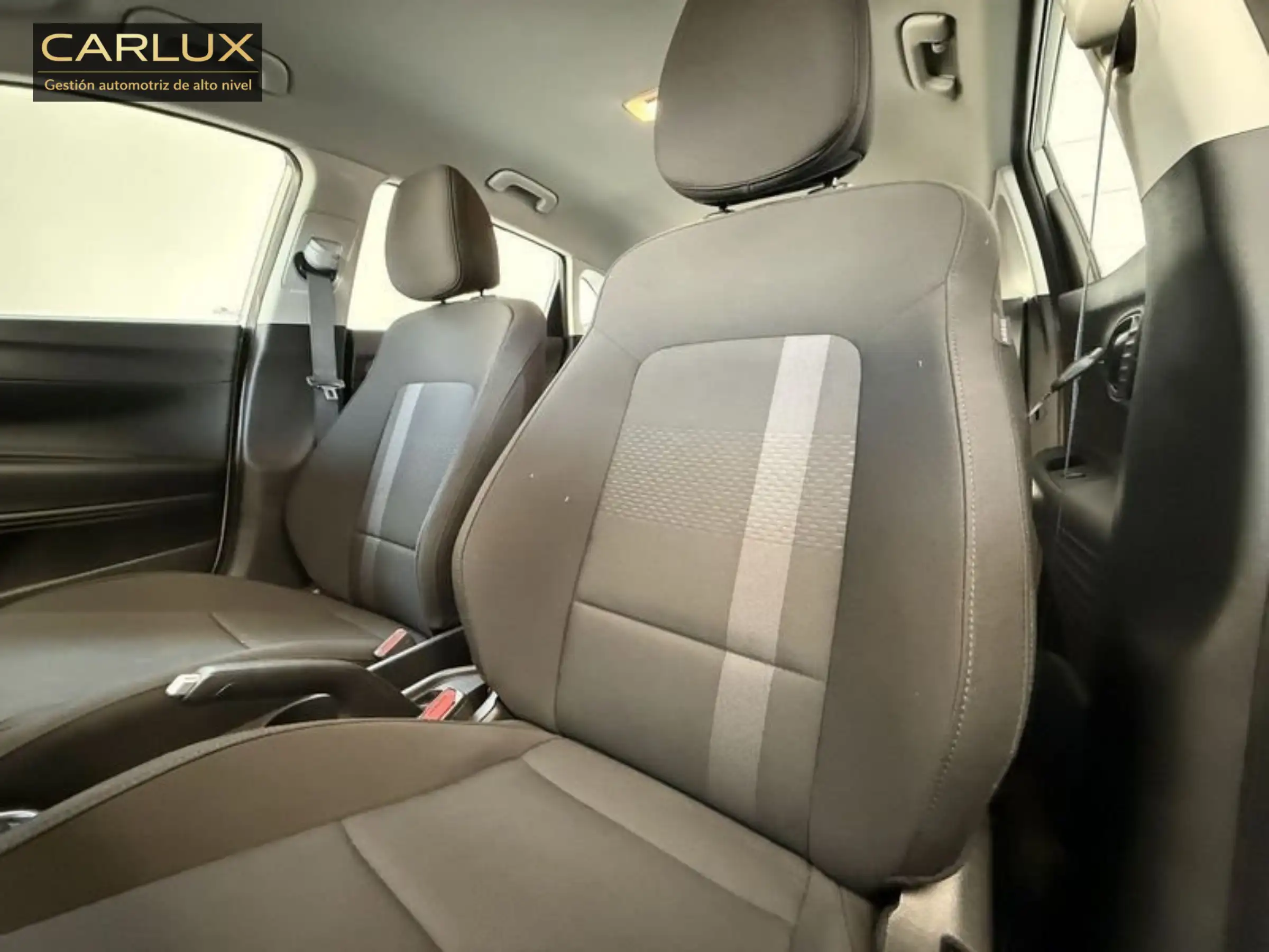 Hyundai  I20 1.4   - Miniatura 7