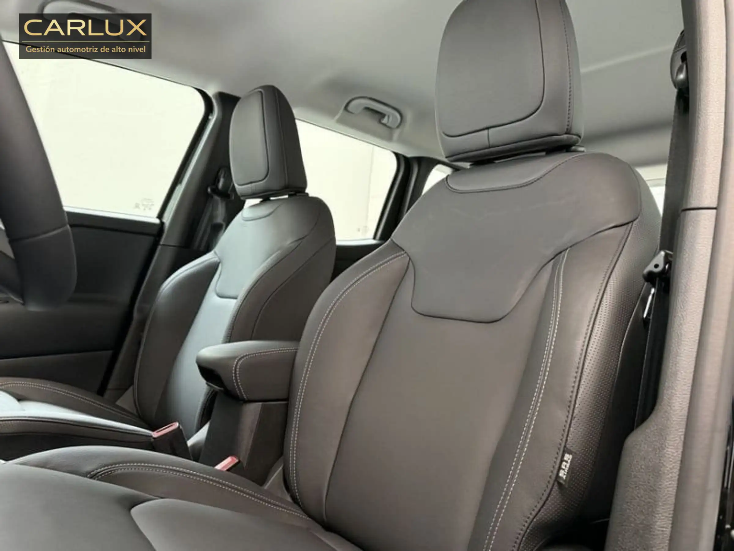 Jeep  Renegade 1.3 - Miniatura 7