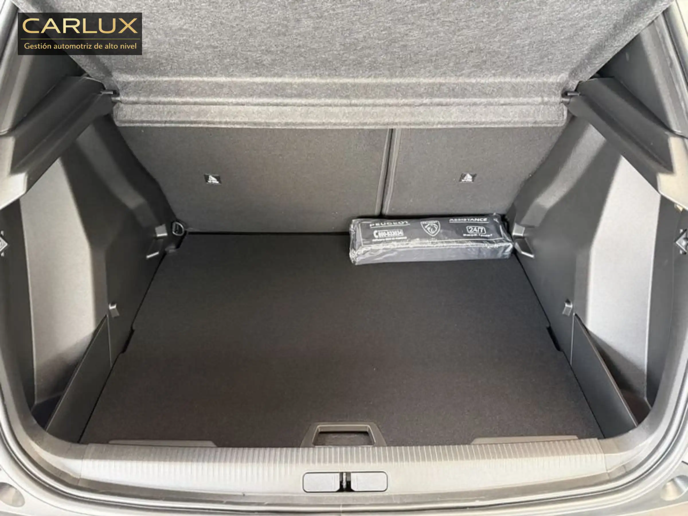 Peugeot  2008 1.2 MHEV - Miniatura 14